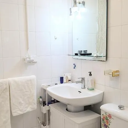 Apartment Cosy 50 Meters From The Beach, 2 Rooms, Air Conditioning, Wifi Torrevieja