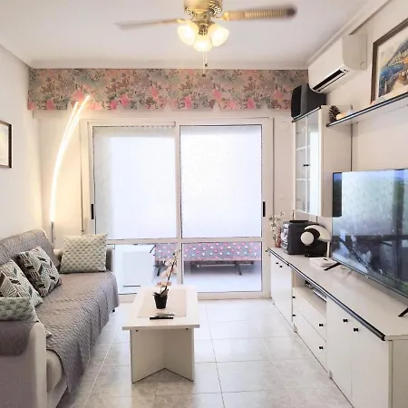Cosy 50 Meters From The Beach, 2 Rooms, Air Conditioning, Wifi Apartment Torrevieja